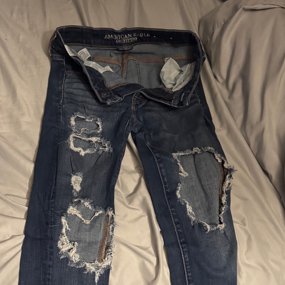 American Eagle Outfitters Men's Ripped Blue Skinny Jeans